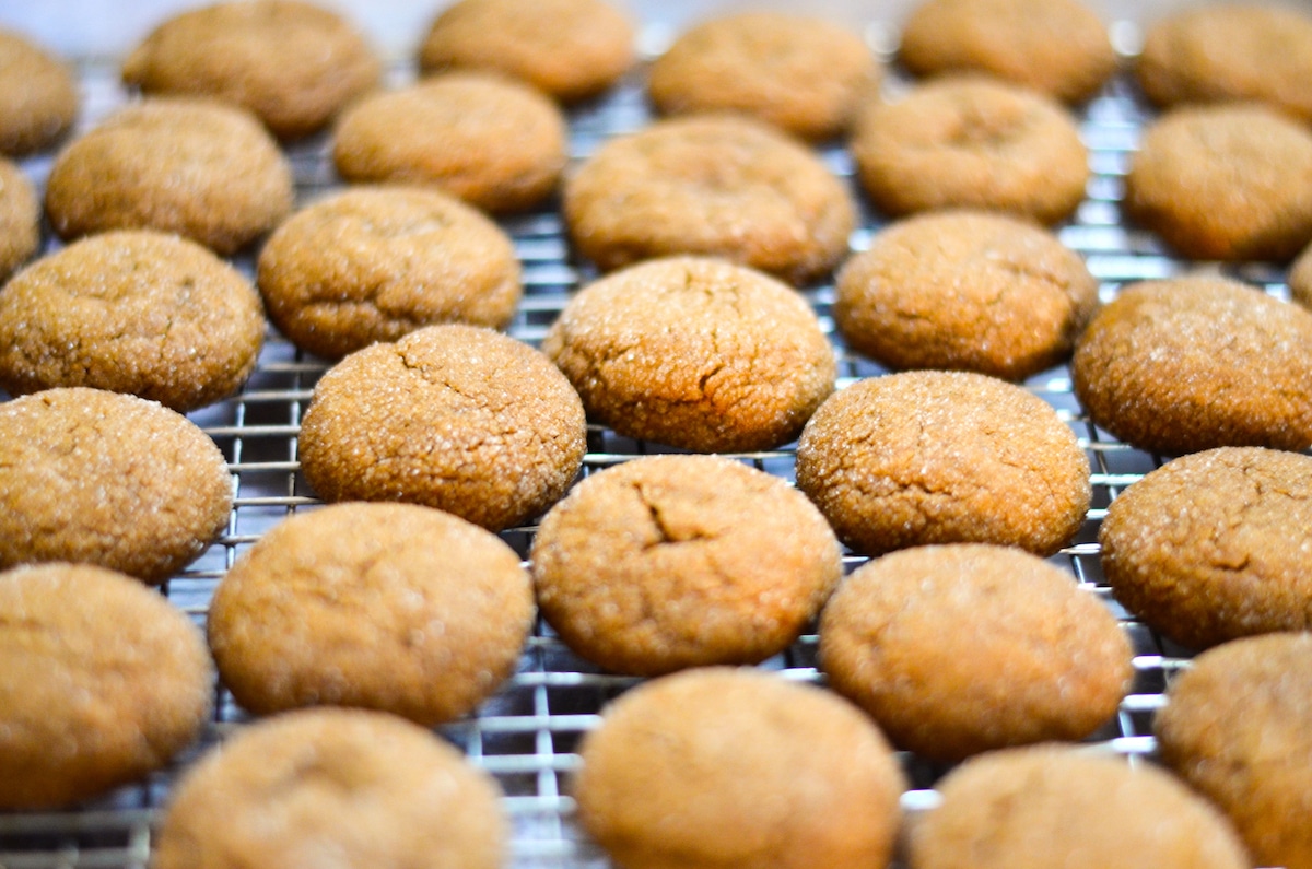 baked gingersnaps on a cooling rack
