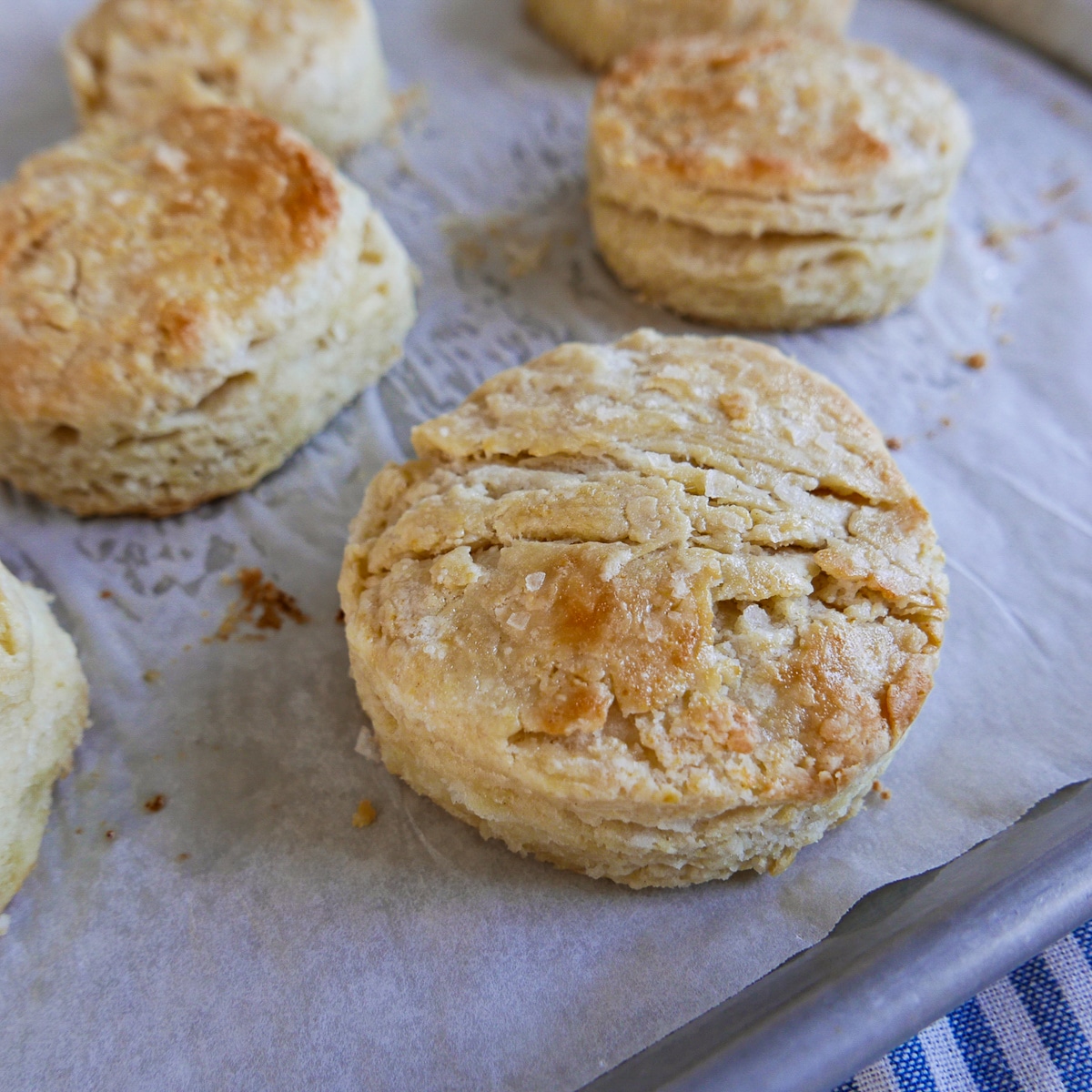 baked biscuits on a baking sheet.