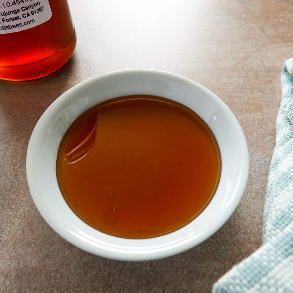 Maple Syrup Substitute (8 easy options) Gastronotherapy