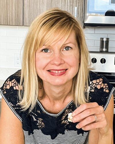 MaryAnne from Gastronotherapy