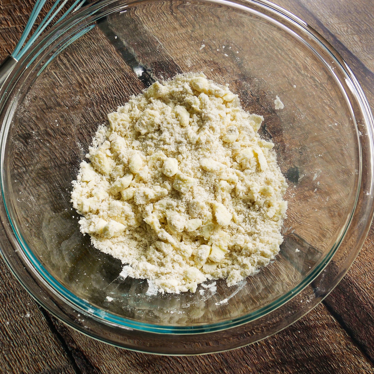 Butter mixed into dry ingredients.