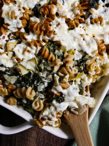 Creamy pasta with spinach and artichokes.