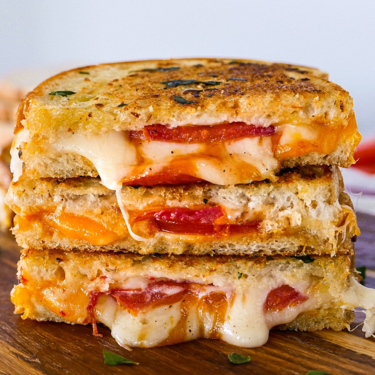 crispy-grilled-cheese.jpg Golden and crispy grilled cheese with garlic butter.