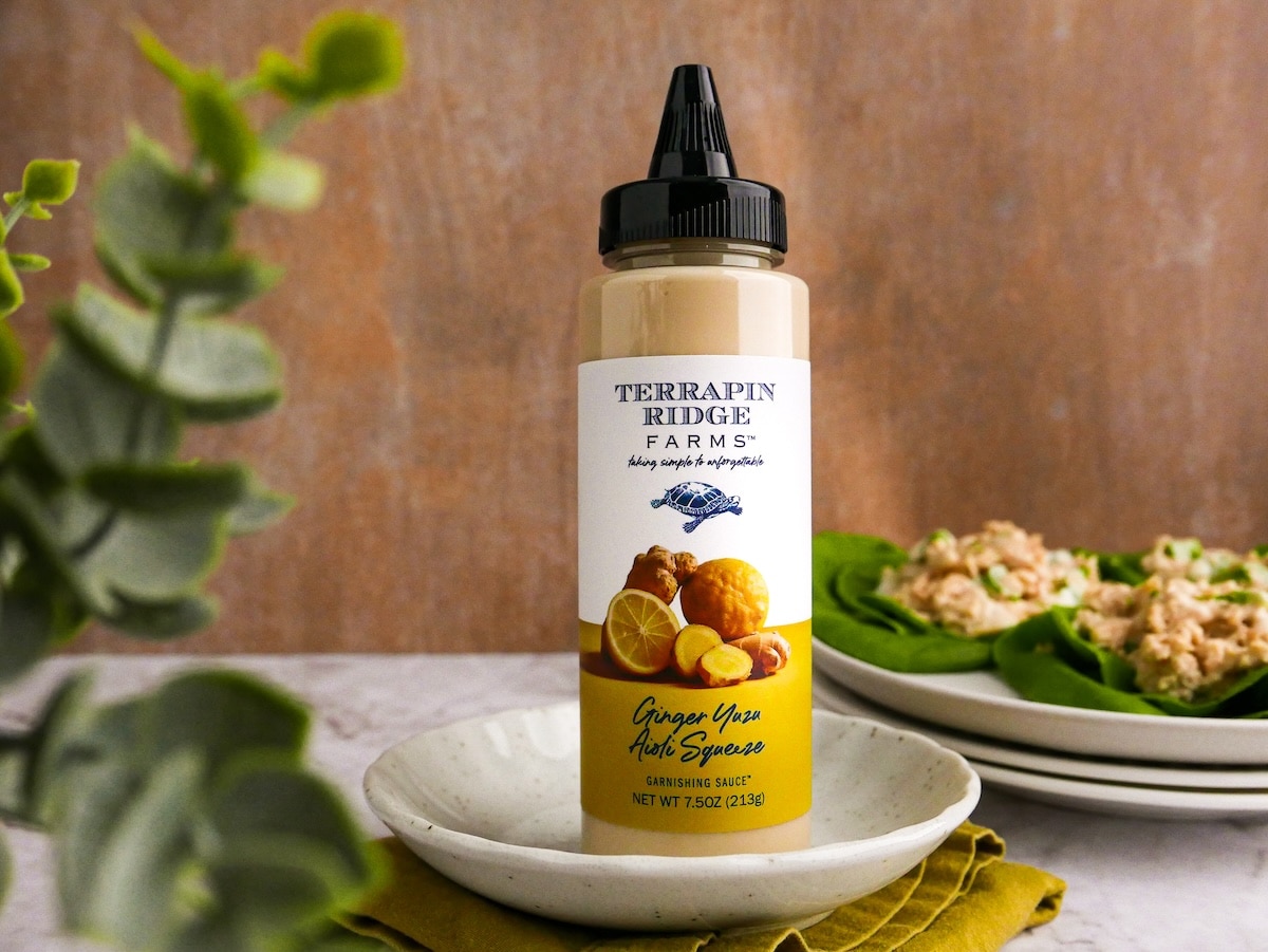 creamy-sauce.jpg creamy sauce in bottle.