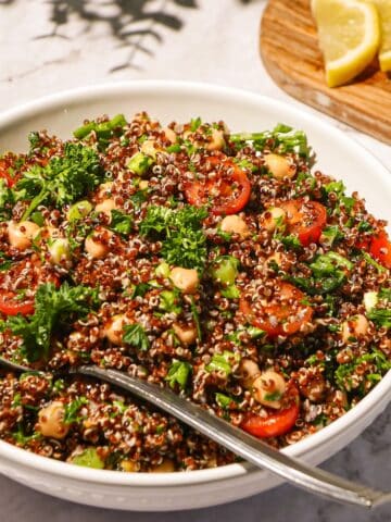 Quinoa tabbouleh with chickpeas in a bowl.